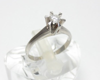 立爪ダイヤ付Ｐｔ９００指輪の買取